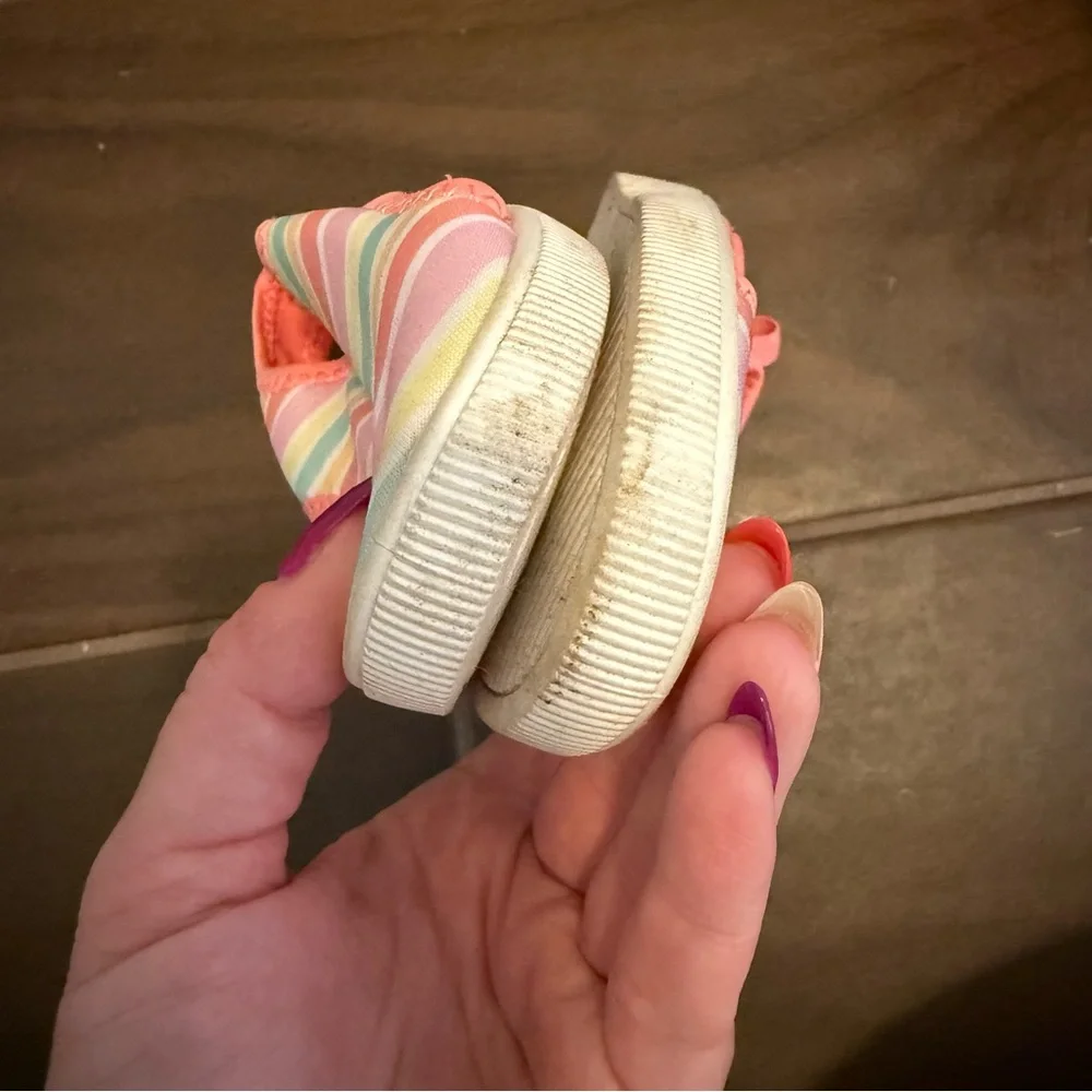 Carter's Kids Pink Orange Multicolor Stripe Wave Velcro Water Shoes Girl’s 8